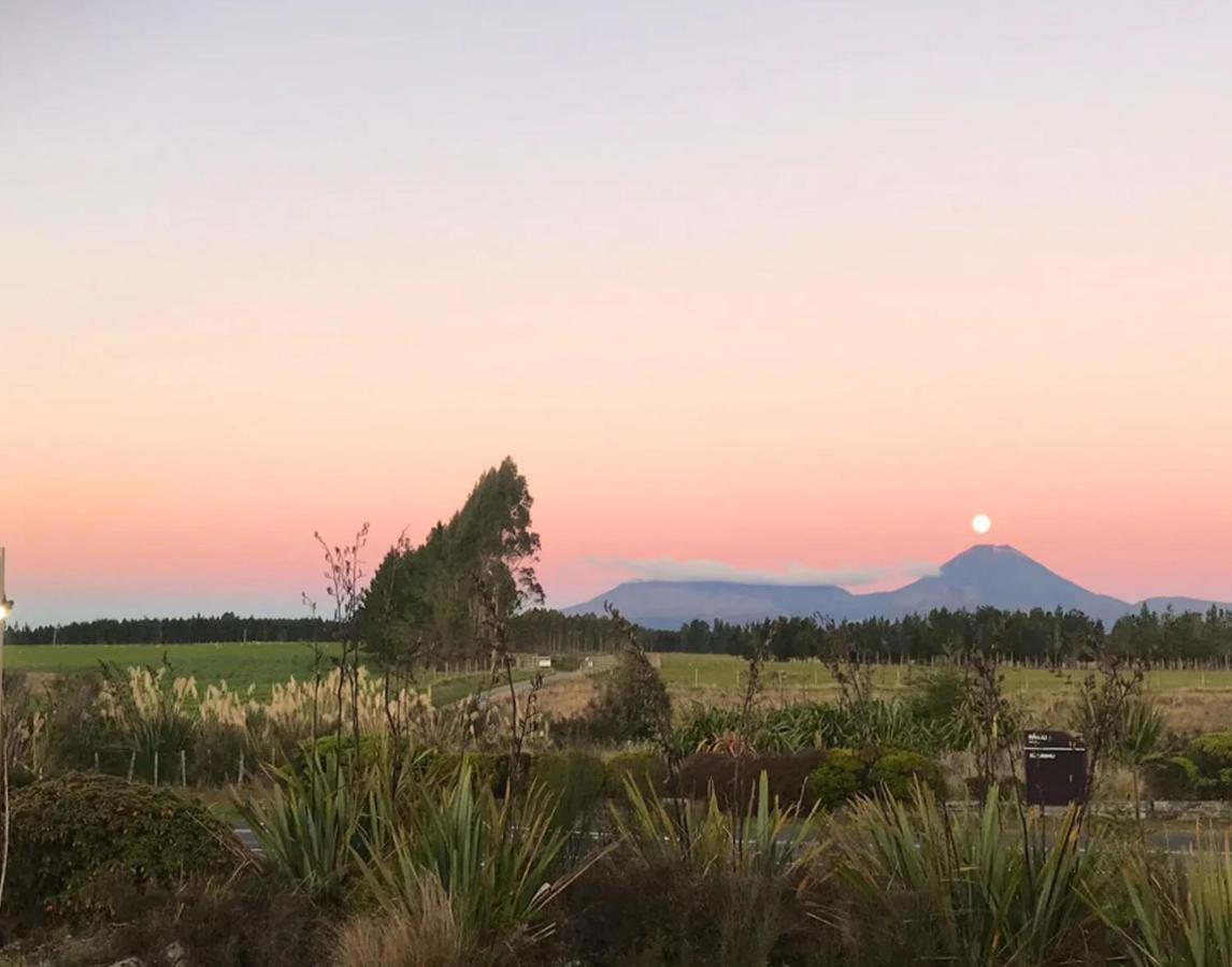 Tongariro Estate Appartement National Park Buitenkant foto